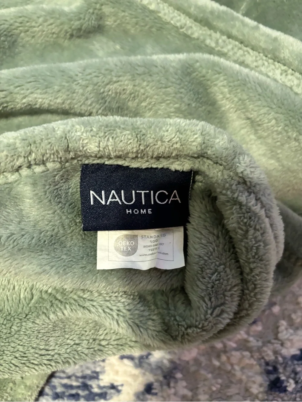 Nautica Home Plush Throw in Sage